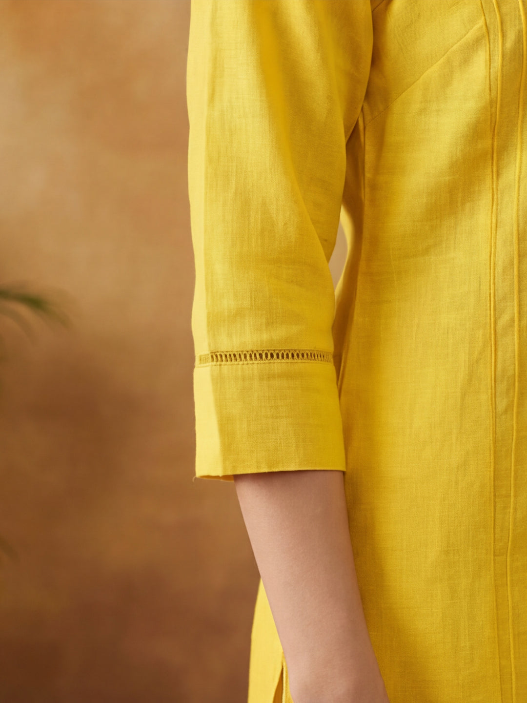 Woven Design Embroidered Straight Pure Cotton Kurta