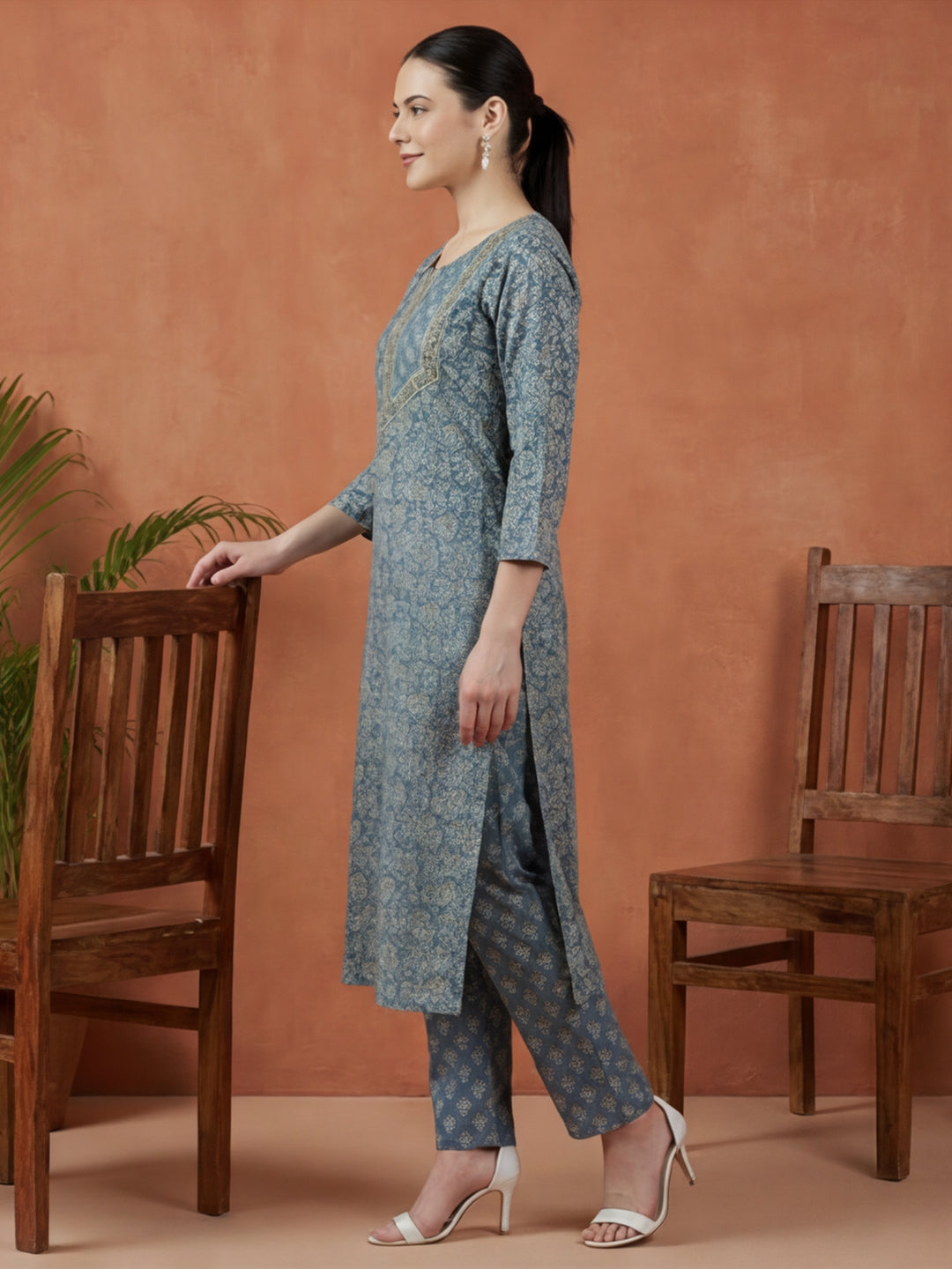 Floral Printed Straight Kurta & Palazzos Sets