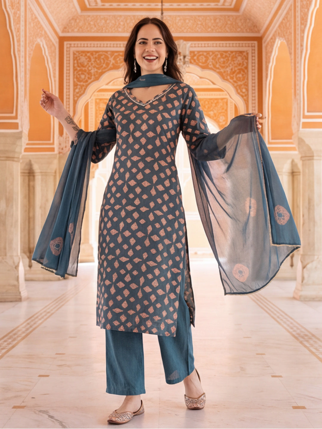Floral Printed Kurta Set With Tie-Dye Dupatta