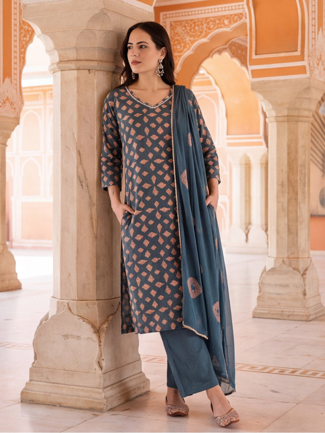 Floral Printed Kurta Set With Tie-Dye Dupatta