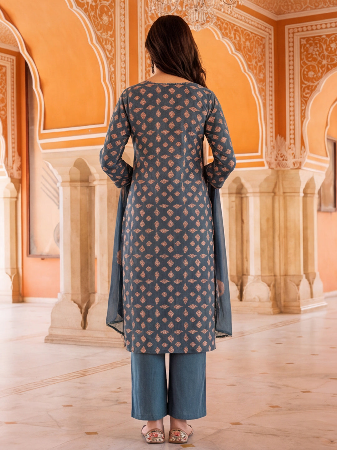 Floral Printed Kurta Set With Tie-Dye Dupatta