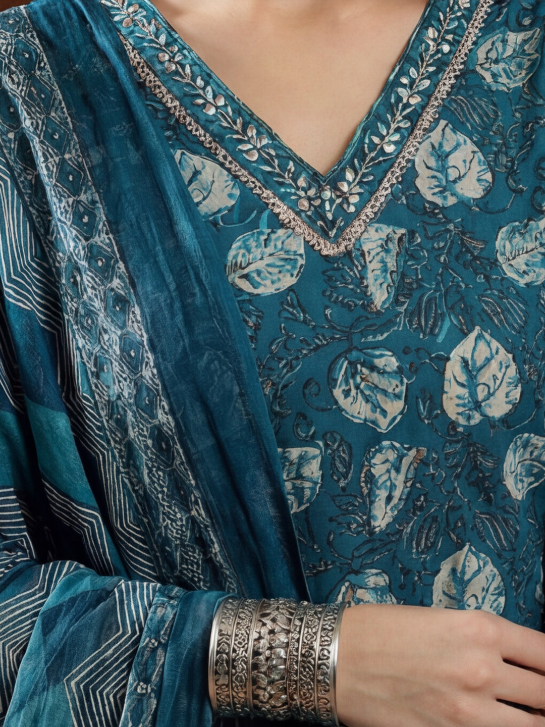 Floral Embroidered Straight Kurta & Trousers Sets