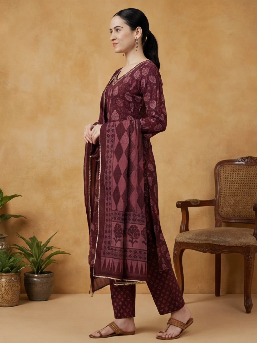 Floral Printed Straight Kurta & Palazzos Sets