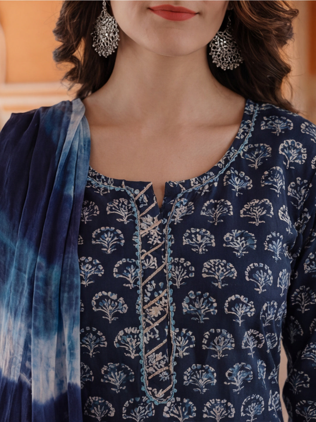 Floral Printed Thread Work Pure Cotton Kurta With Pant & Chiffon Dupatta