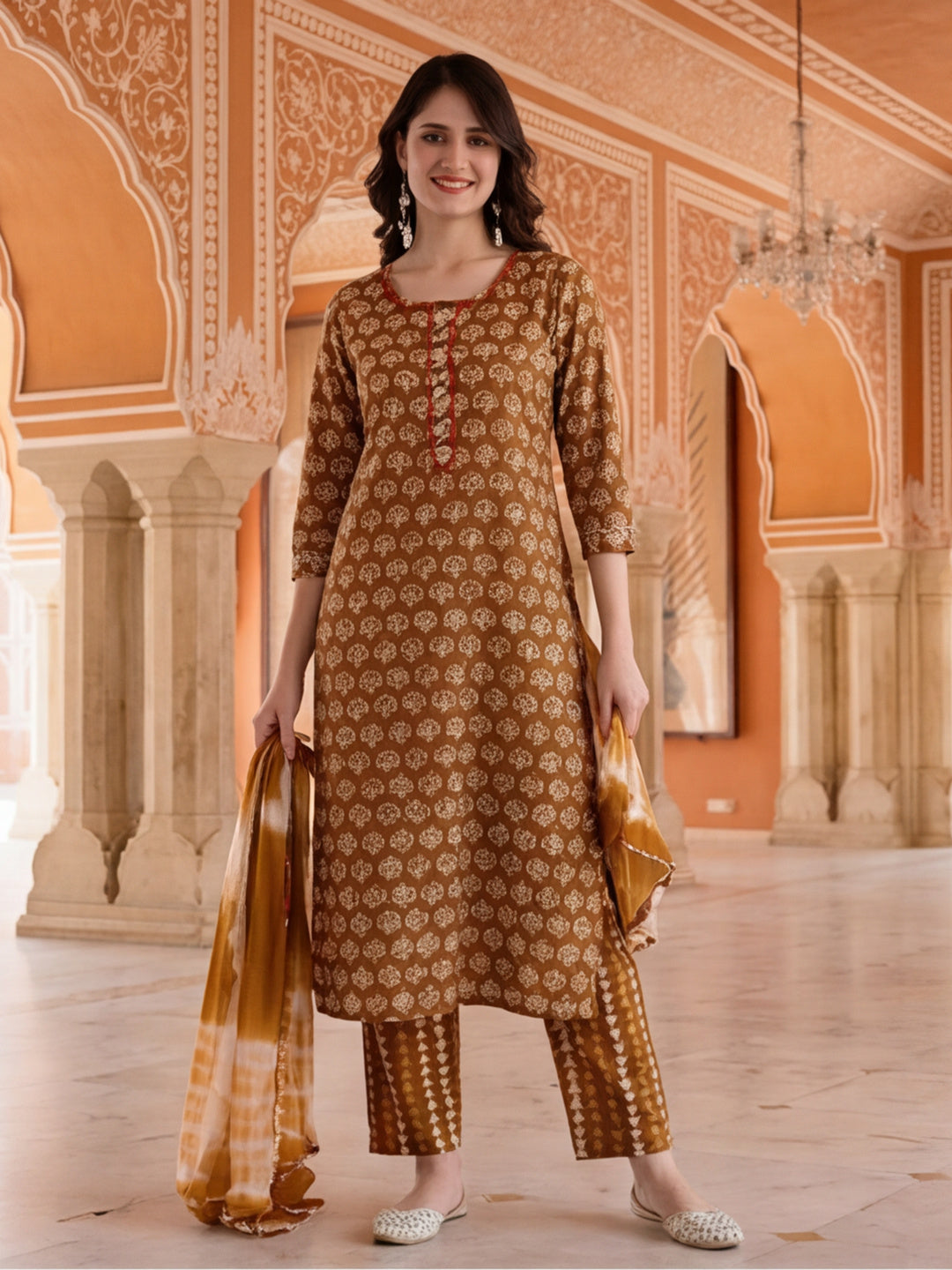 Floral Printed Gotta Patti Pure Cotton Kurta With Pant & Chiffon Dupatta
