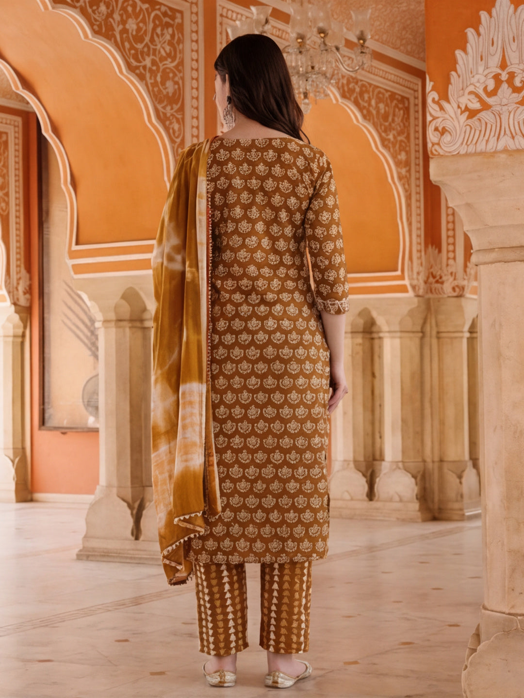 Floral Printed Gotta Patti Pure Cotton Kurta With Pant & Chiffon Dupatta