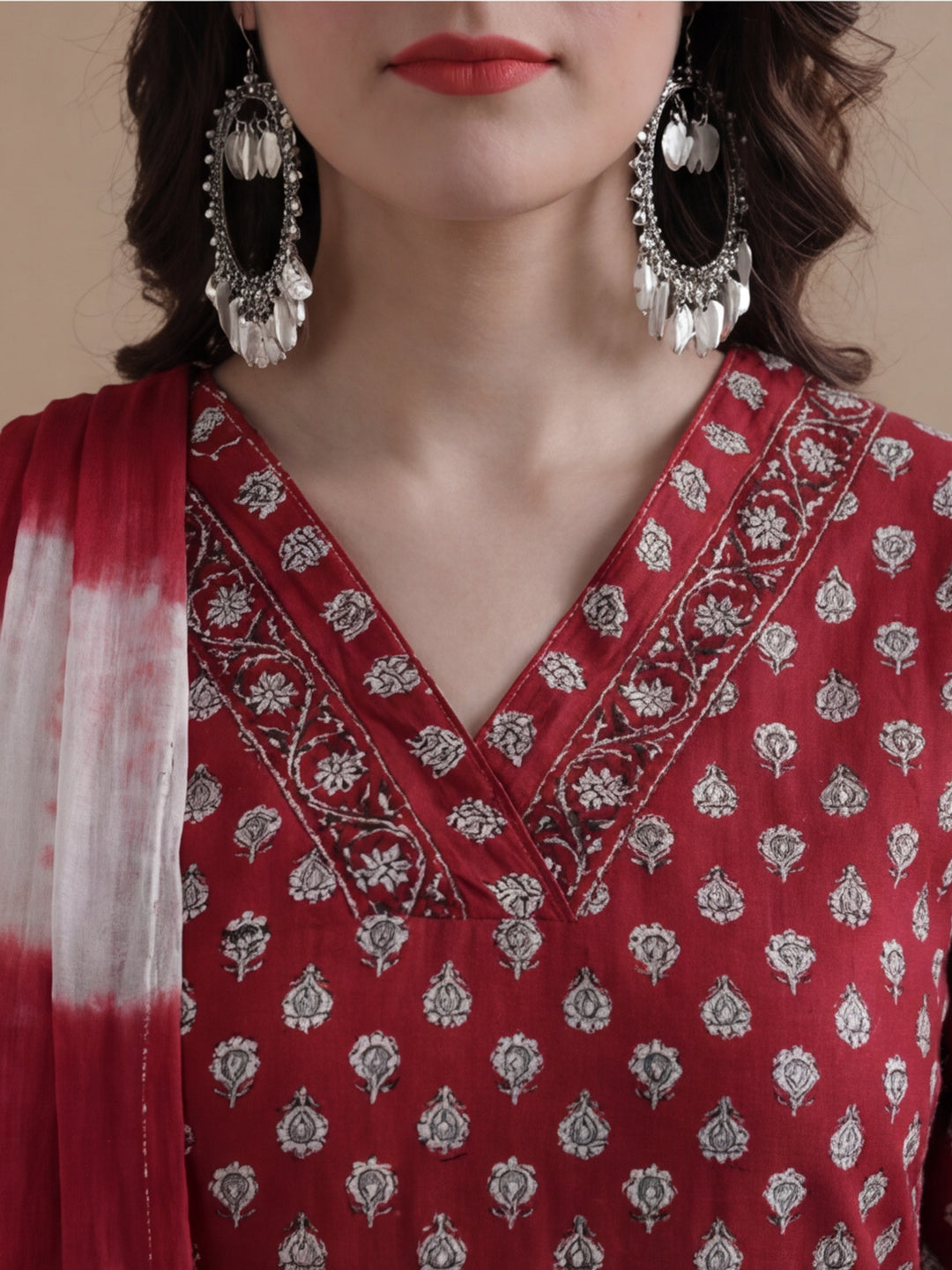 Floral Printed Pure Cotton Kurta With Pant & Chiffon Dupatta