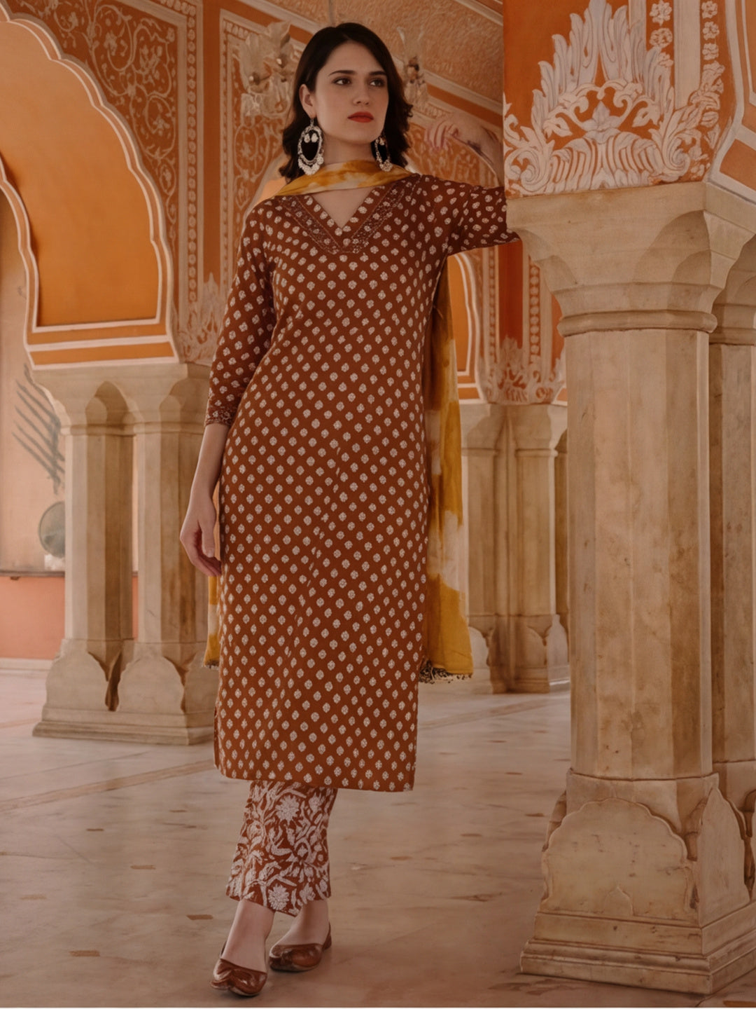 Floral Printed Thread Work Pure Cotton Kurta With Pant & Chiffon Dupatta