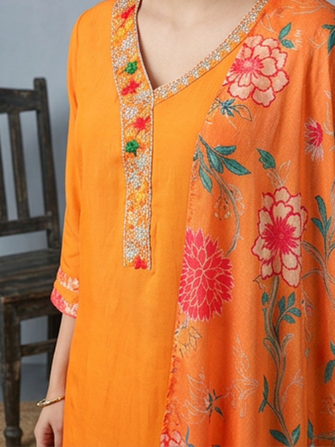 Floral Embroidered Straight Kurta & Trousers Sets