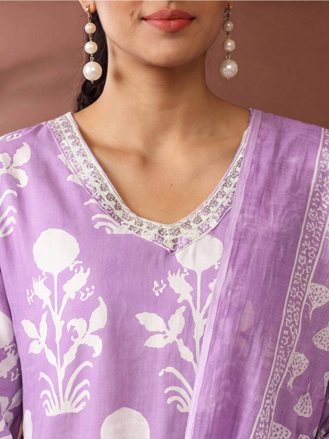 Floral Embroidered Straight Kurta & Trousers Sets