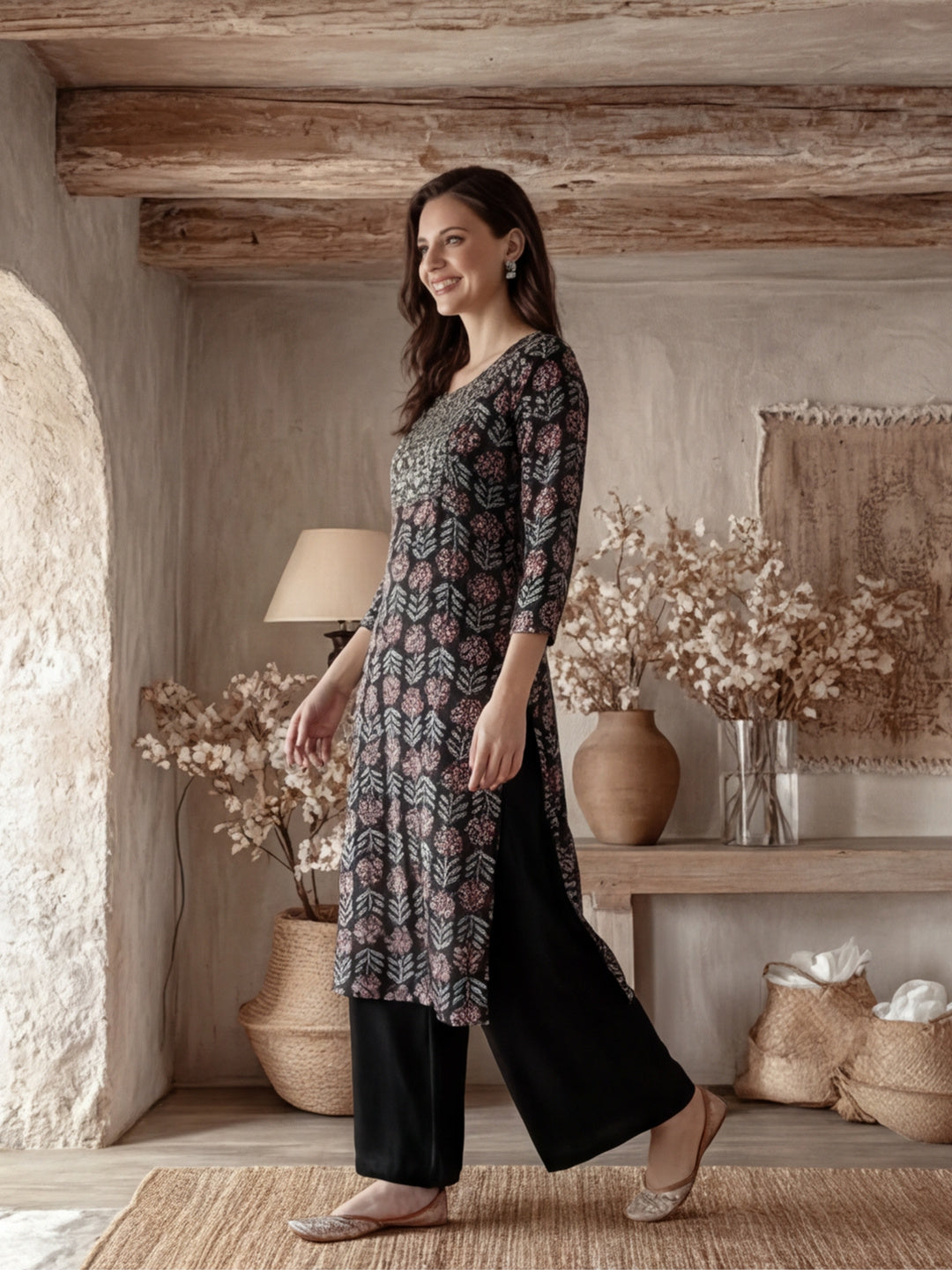 Floral Embroidered Straight Kurta