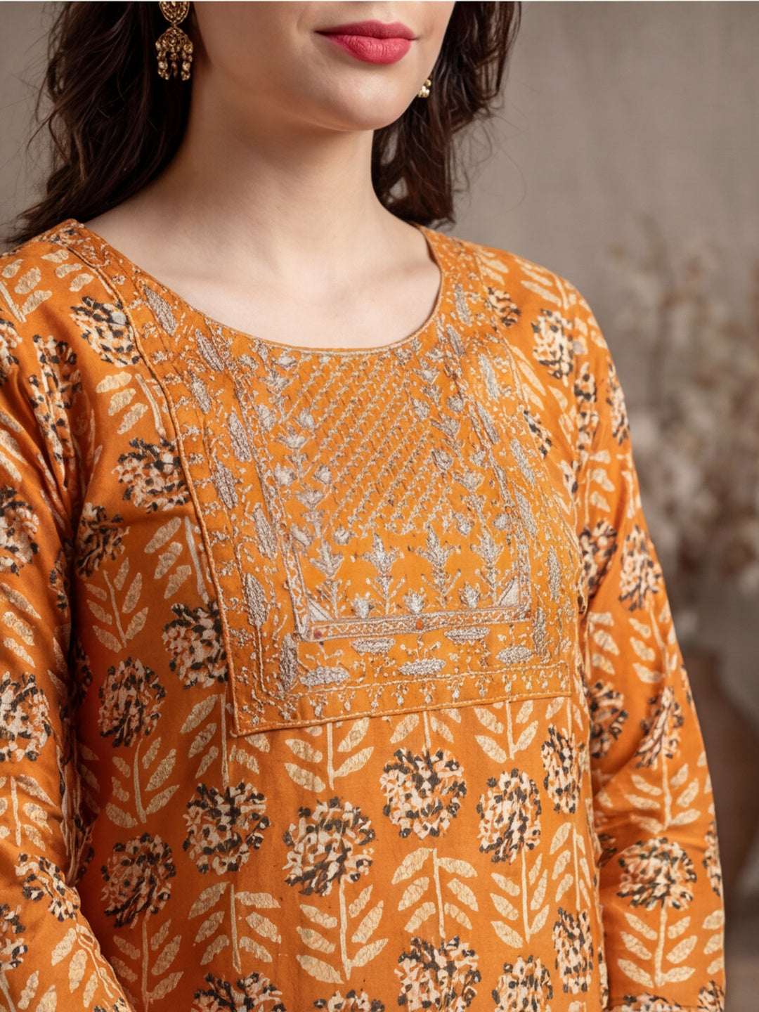 Floral Embroidered Straight Kurta