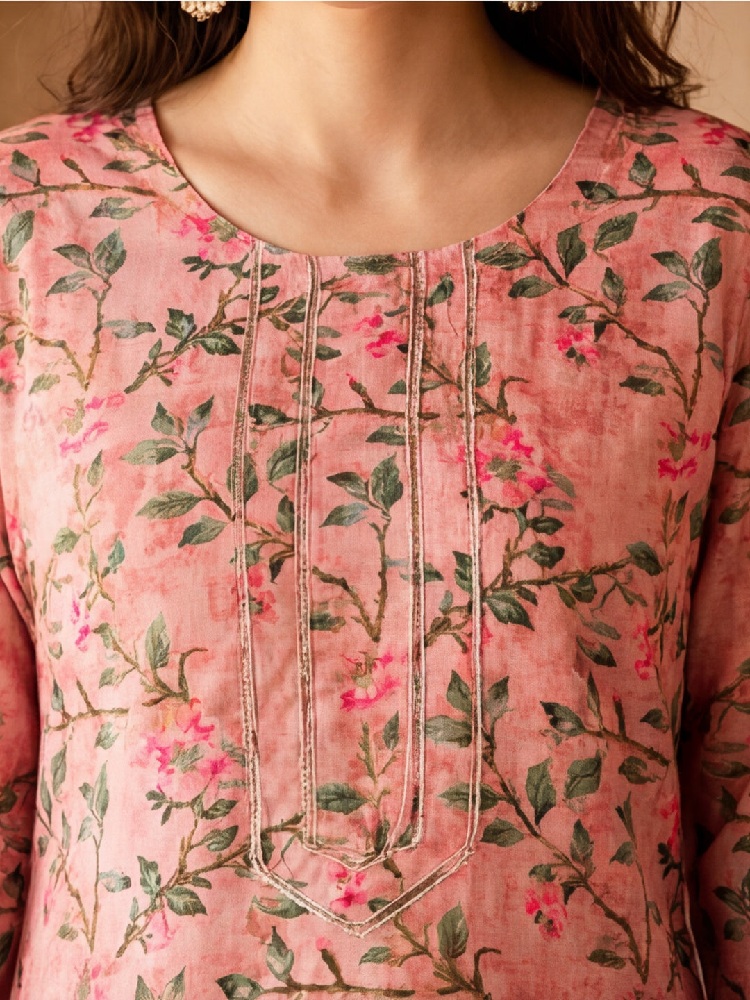 Floral Embroidered Straight Kurta