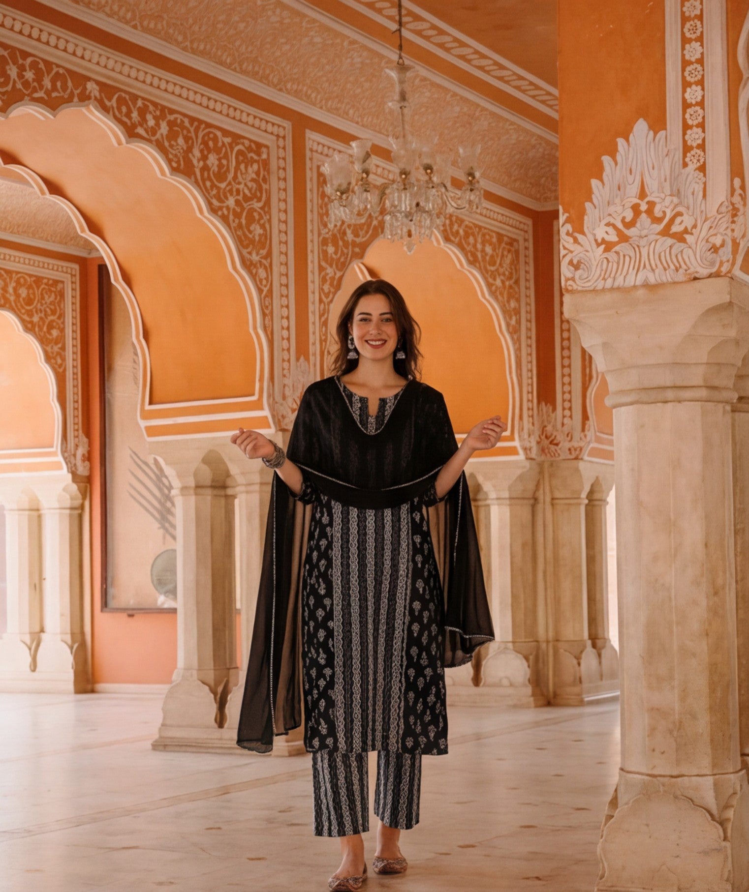 Floral Printed Straight Pure Cotton Kurta & Trousers Sets