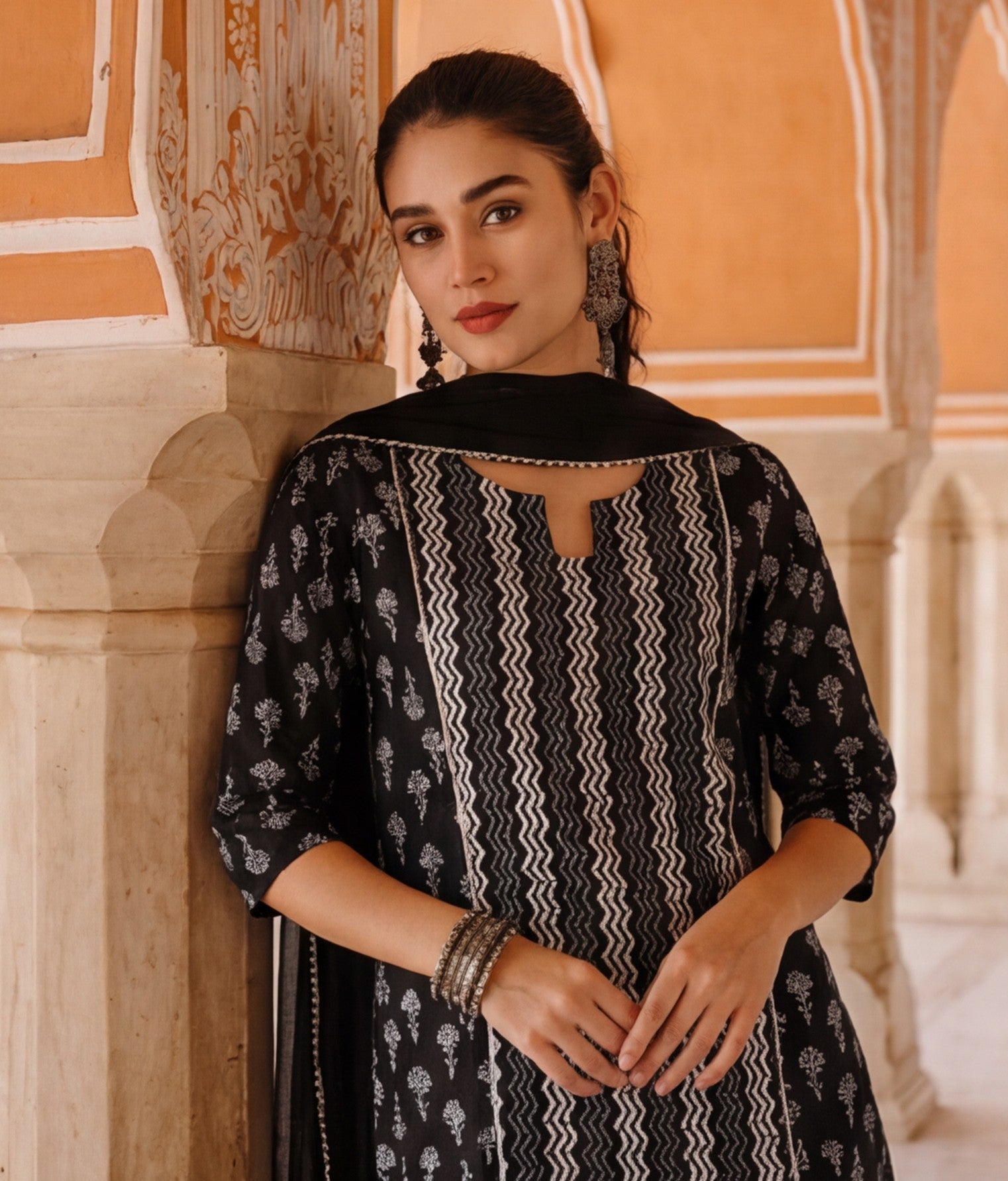 Floral Printed Straight Pure Cotton Kurta & Trousers Sets
