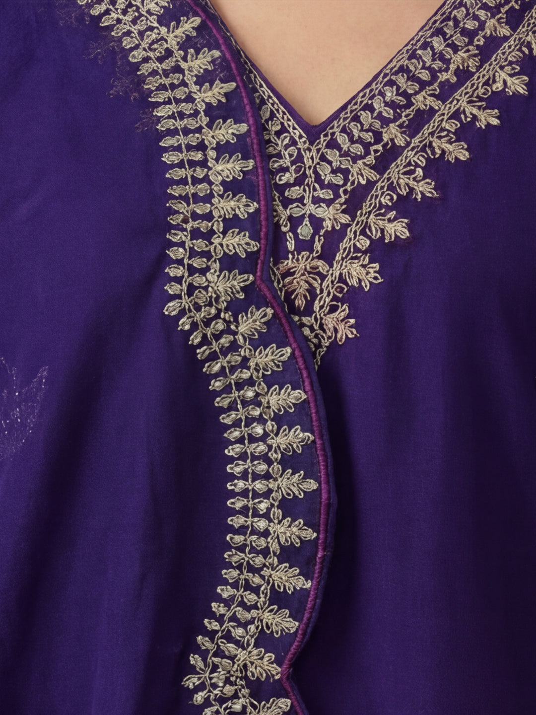 Floral Embroidered Straight Kurta & Trousers Sets