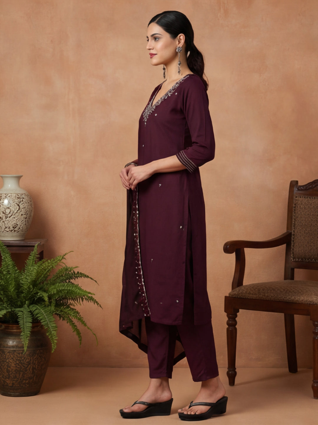 Floral Embroidered Straight Kurta & Trousers Sets