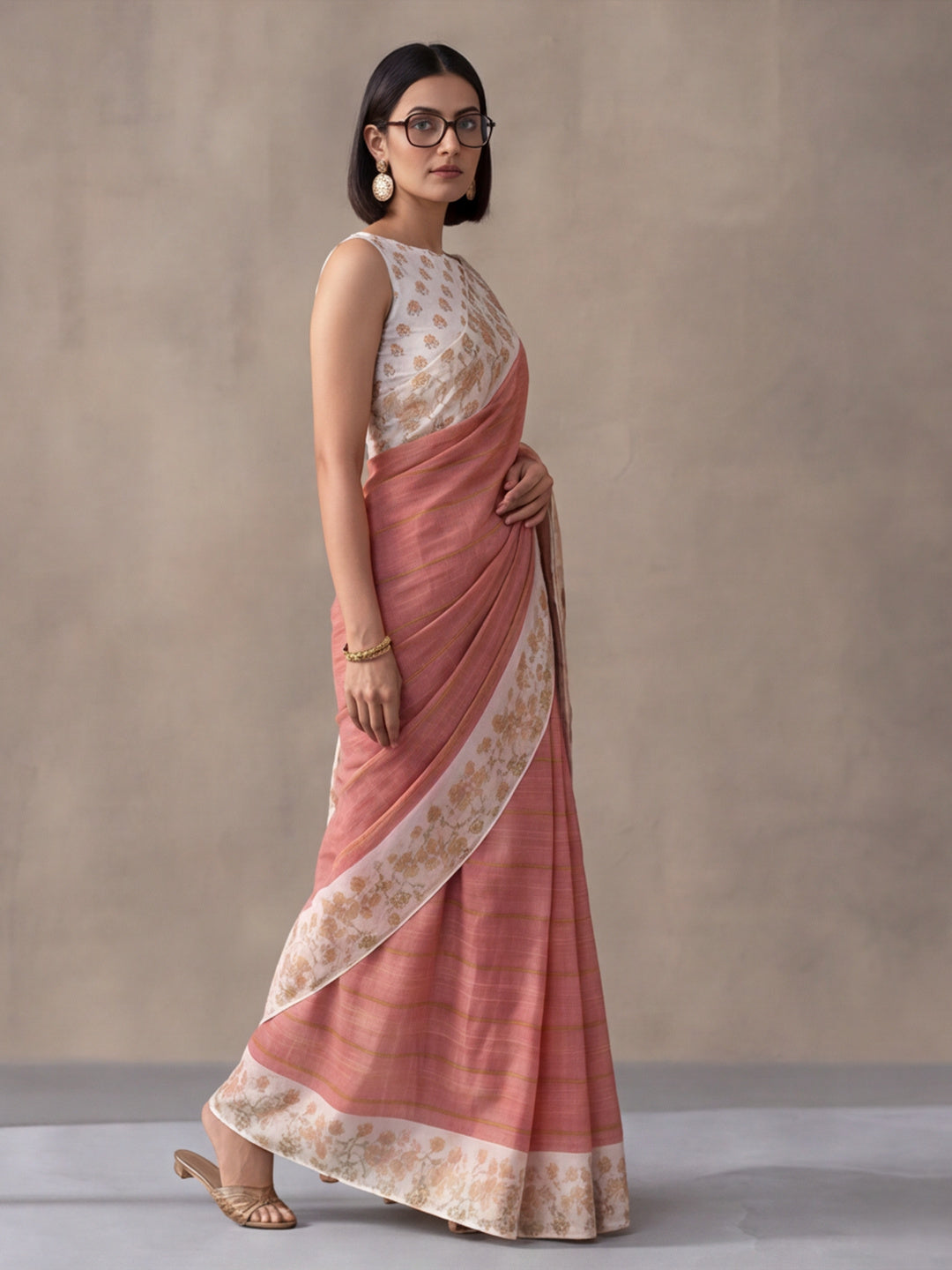 Jaipur Kurti Women Pink Digital Printed Saree With Tasselled Border