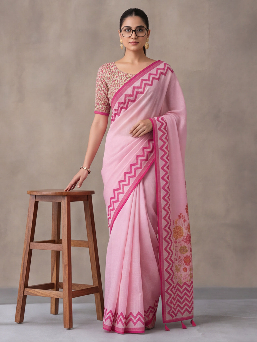 Jaipur Kurti Women Pink Digital Printed Saree With Tasselled Border