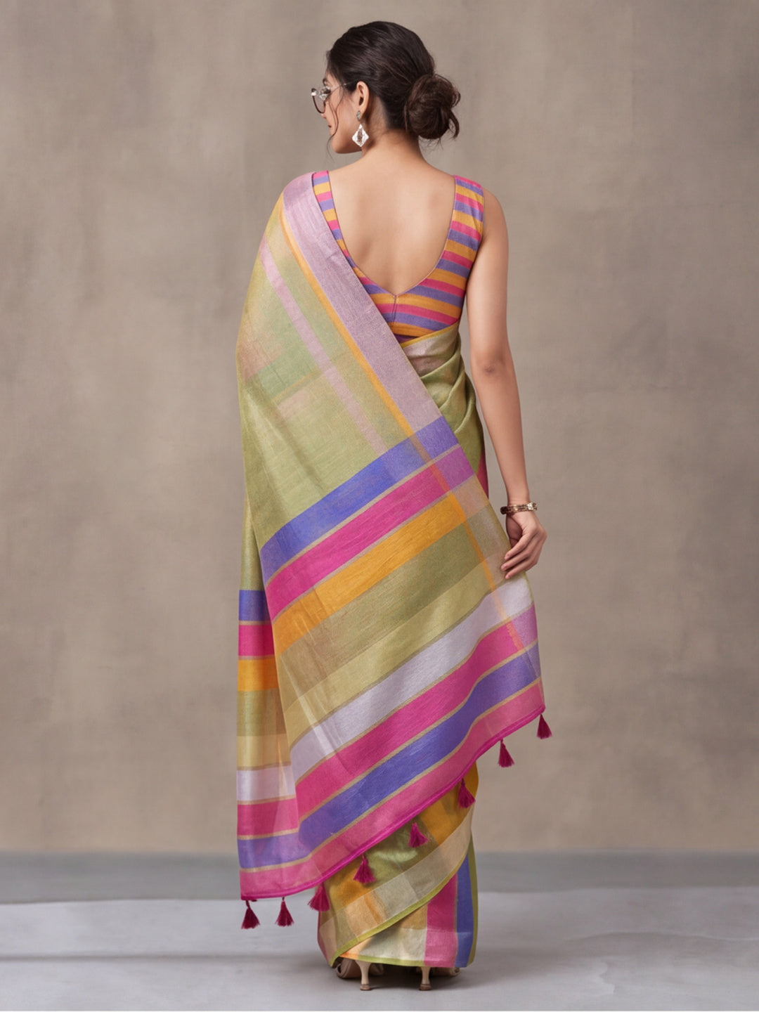 Jaipur Kurti Women Multi Digital Printed Saree With Tasselled Border