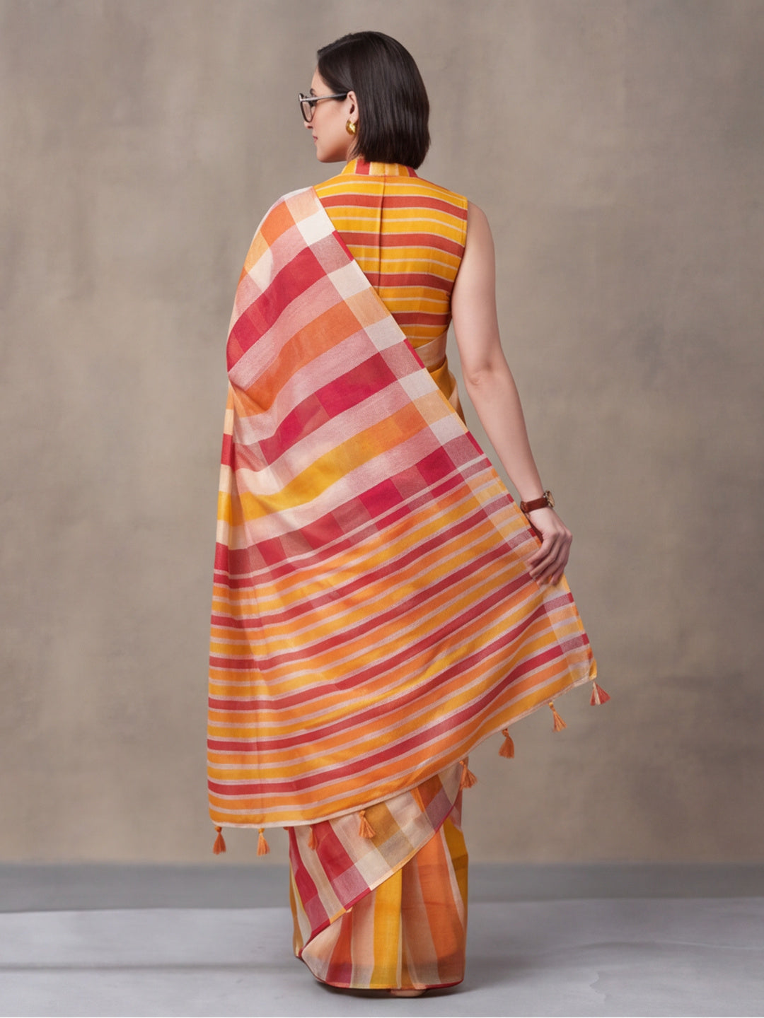 Jaipur Kurti Women Multi Digital Printed Saree With Tasselled Border