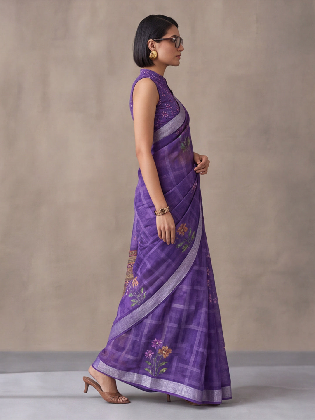 Jaipur Kurti Women Purple Digital Printed Saree With Tasselled Border