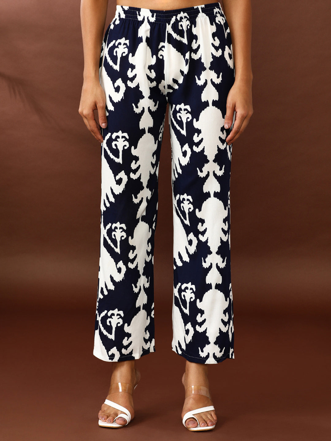 Floral Printed Straight Kurta & Trousers Sets