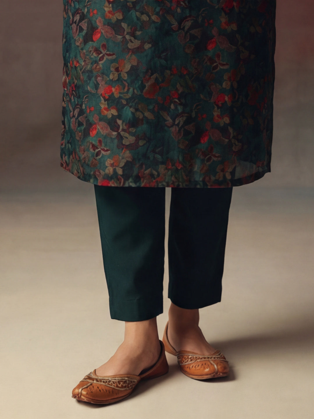Kurta With Pant & Dupatta Ethnic Kurta Set For Women