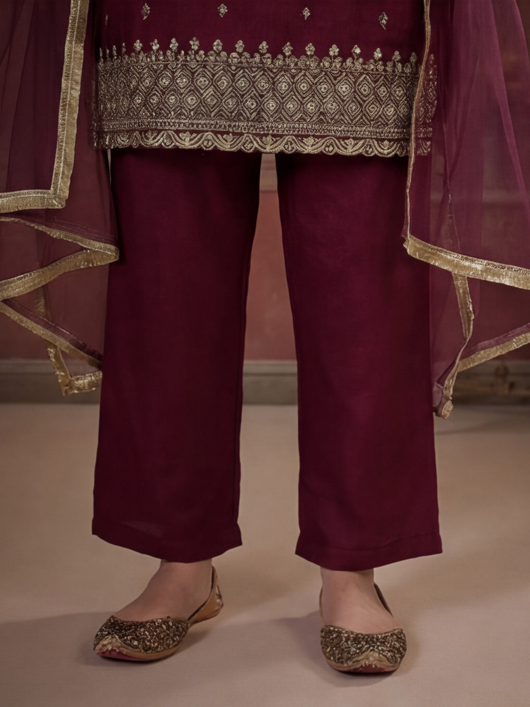Kurta With Pant & Dupatta Ethnic Kurta Set For Women