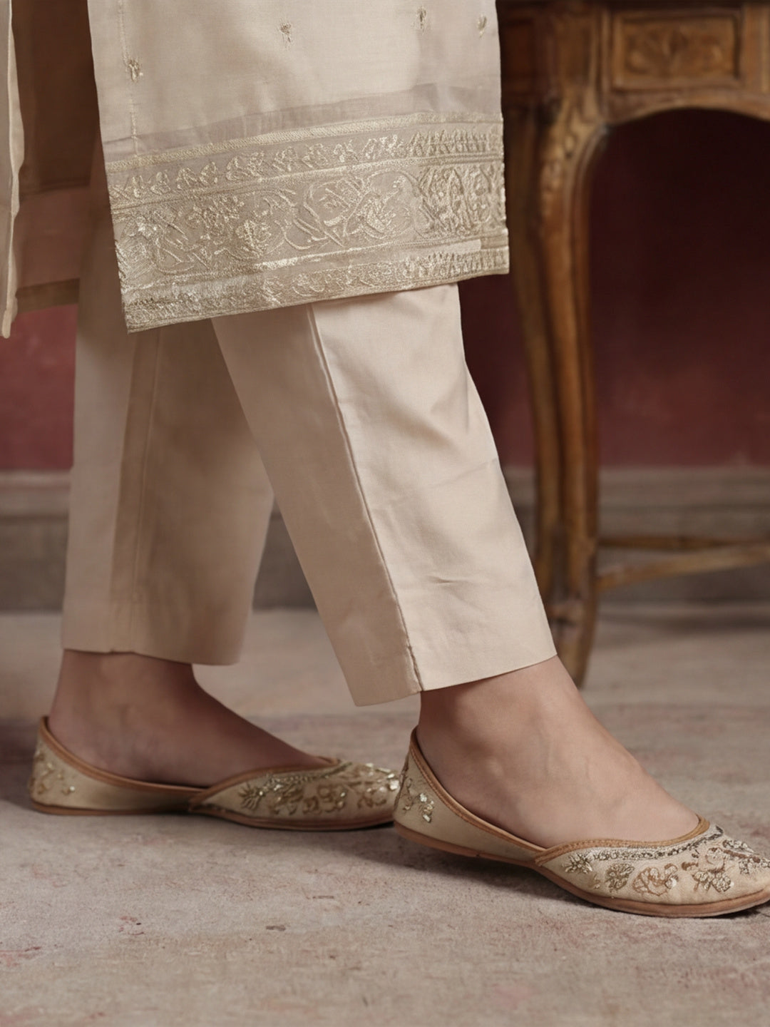 Kurta With Pant & Dupatta Ethnic Kurta Set For Women