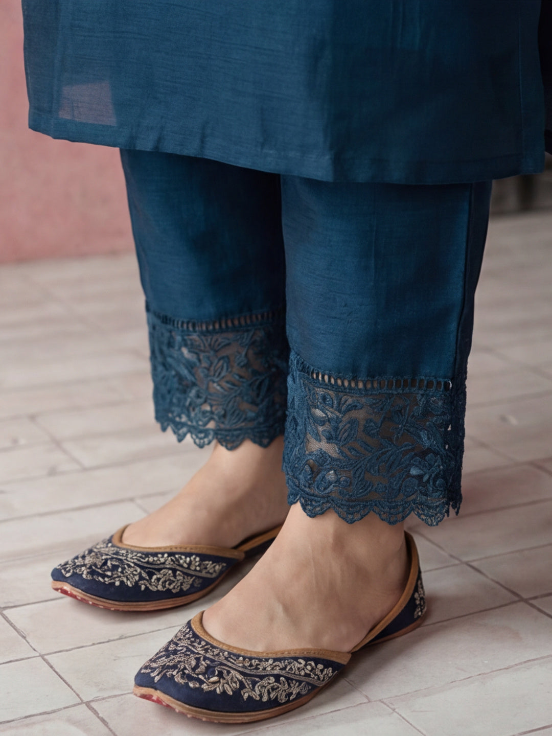 Kurta With Pant & Dupatta Ethnic Kurta Set For Women