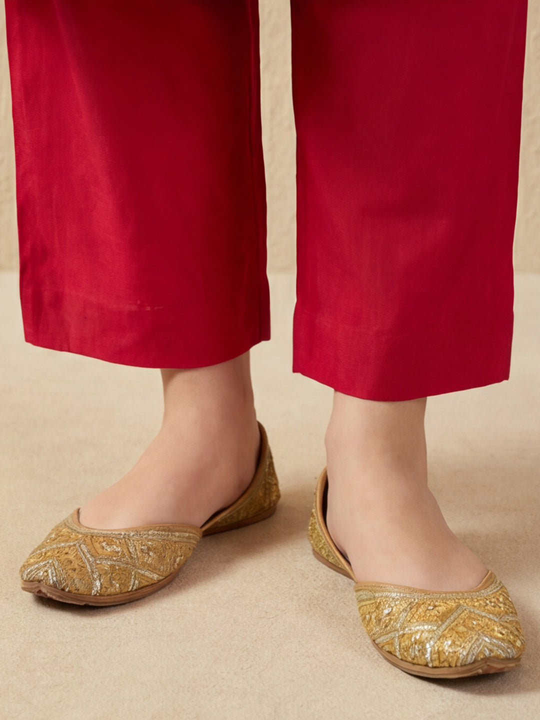 Kurta With Pant & Dupatta Ethnic Kurta Set For Women