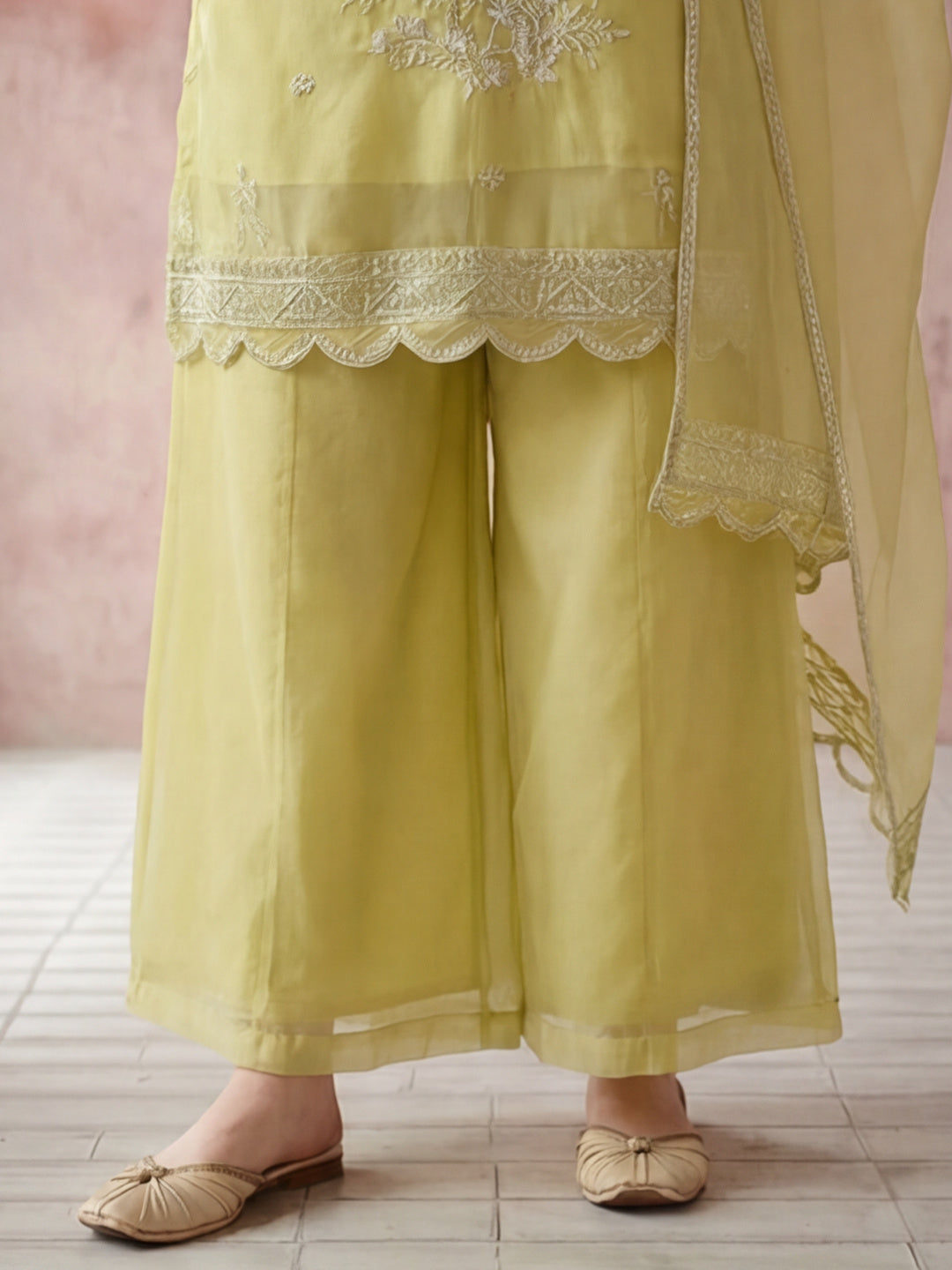 Kurta With Pant & Dupatta Ethnic Kurta Set For Women