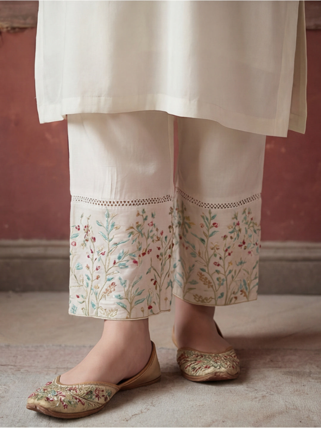 Kurta With Pant & Dupatta Ethnic Kurta Set For Women