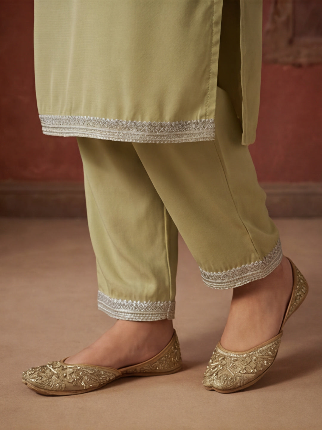 Kurta With Pant & Dupatta Ethnic Kurta Set For Women