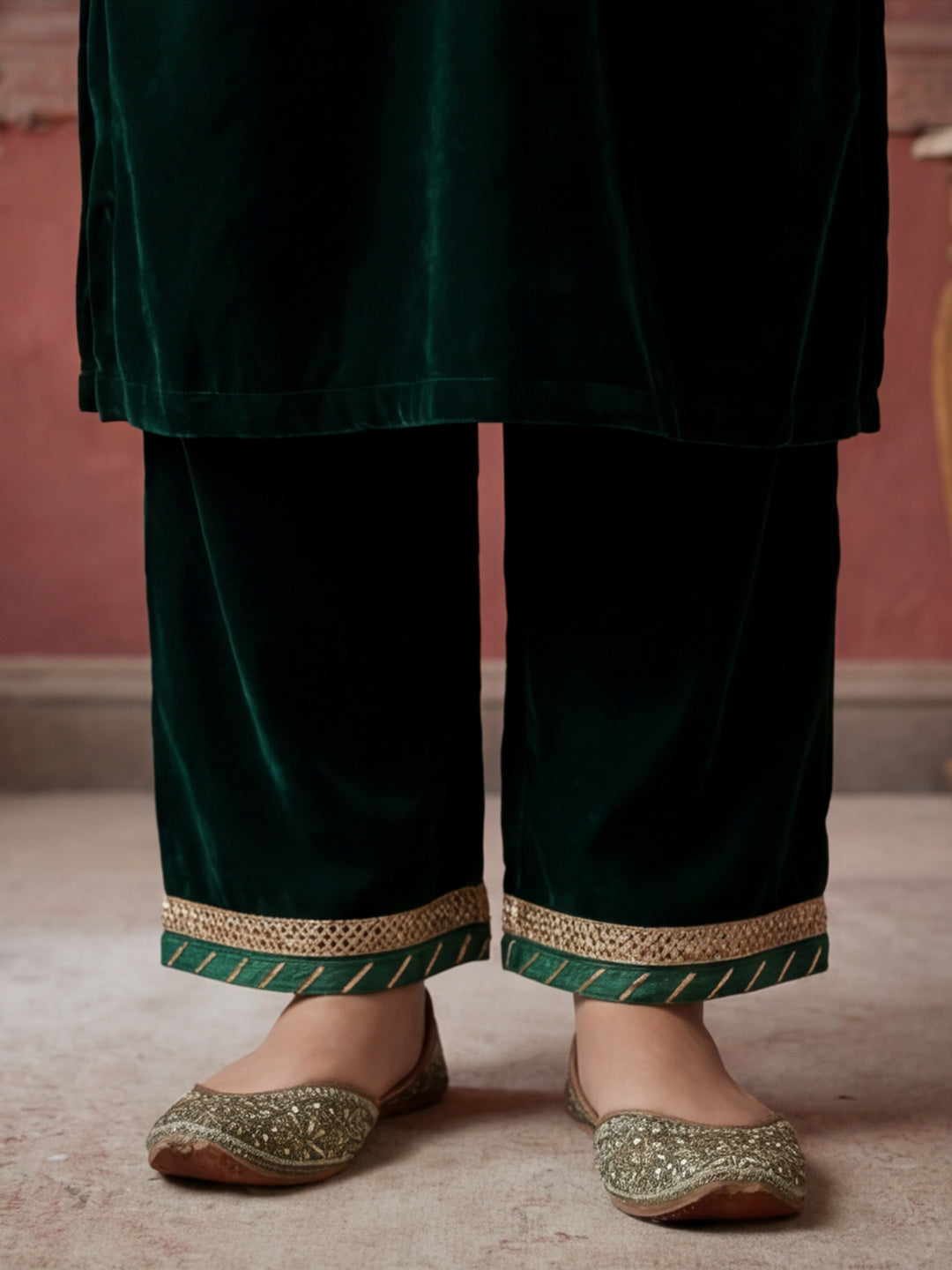 Kurta With Pant & Dupatta Ethnic Kurta Set For Women