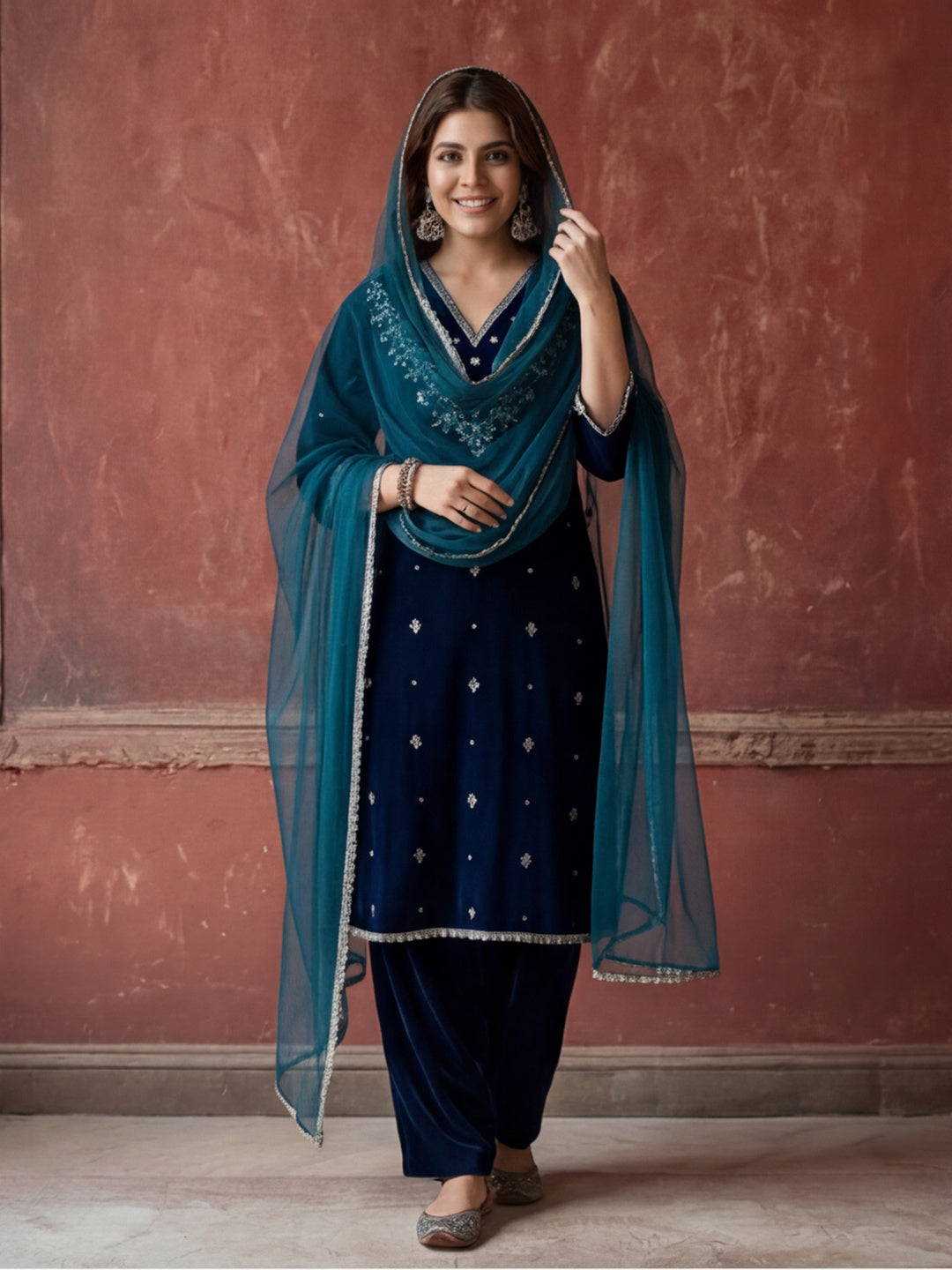 Kurta With Pant & Dupatta Ethnic Kurta Set For Women