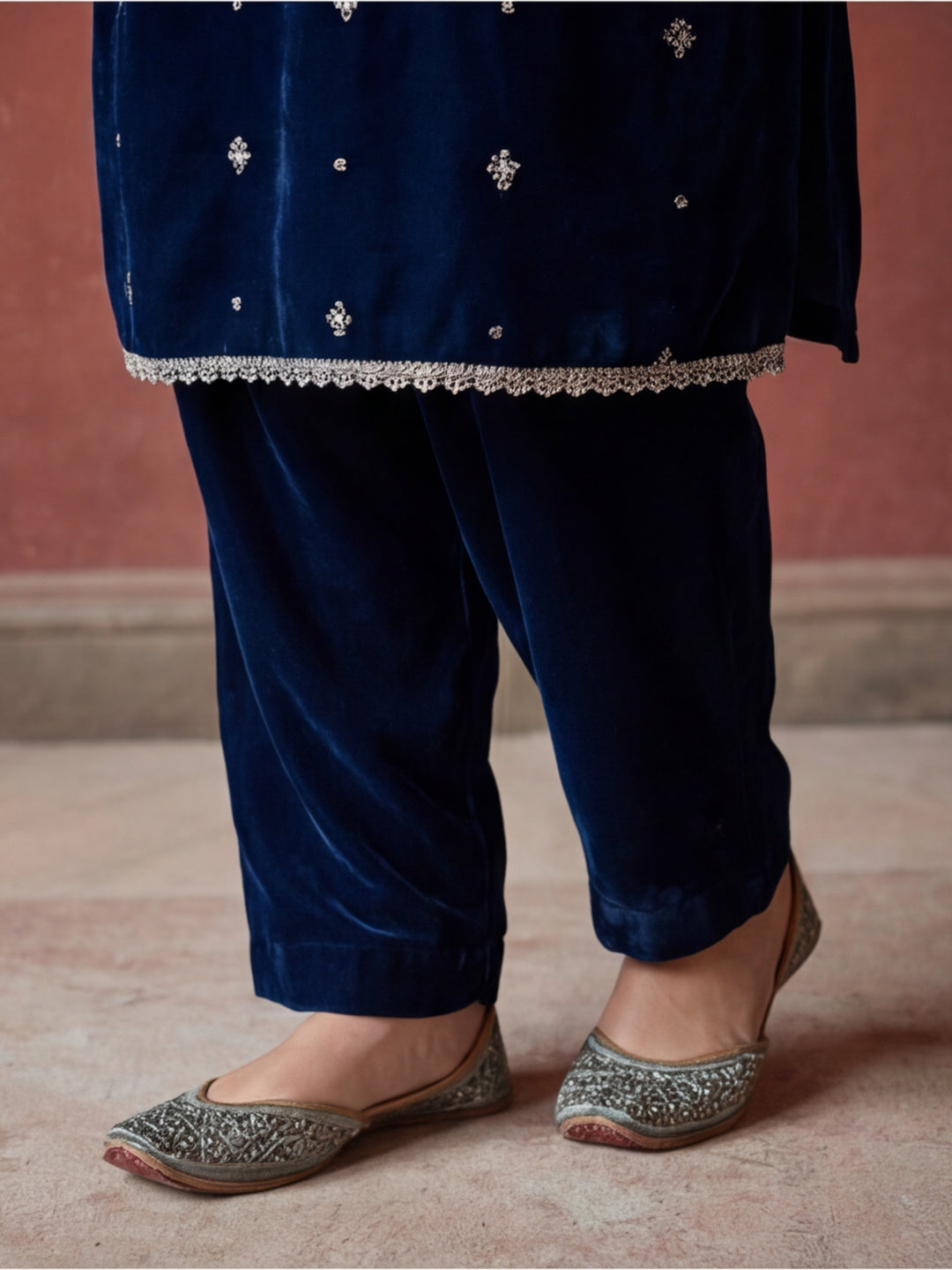 Kurta With Pant & Dupatta Ethnic Kurta Set For Women