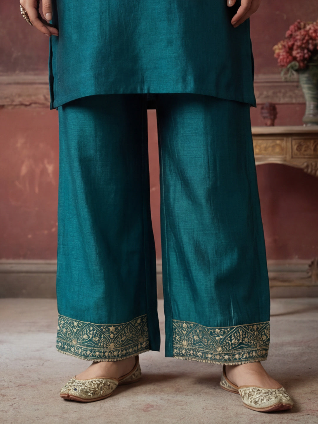 Kurta With Pant & Dupatta Ethnic Kurta Set For Women