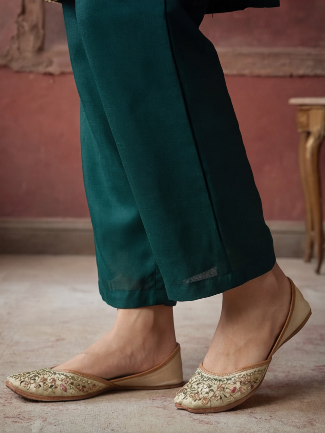 Kurta With Pant & Dupatta Ethnic Kurta Set For Women