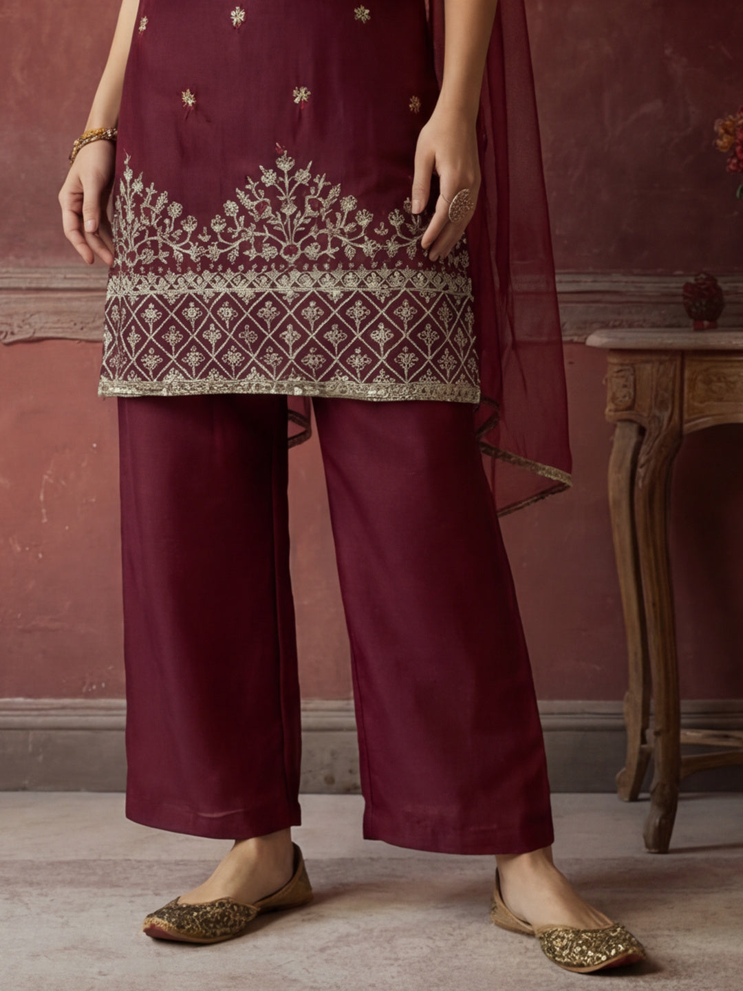 Kurta With Pant & Dupatta Ethnic Kurta Set For Women