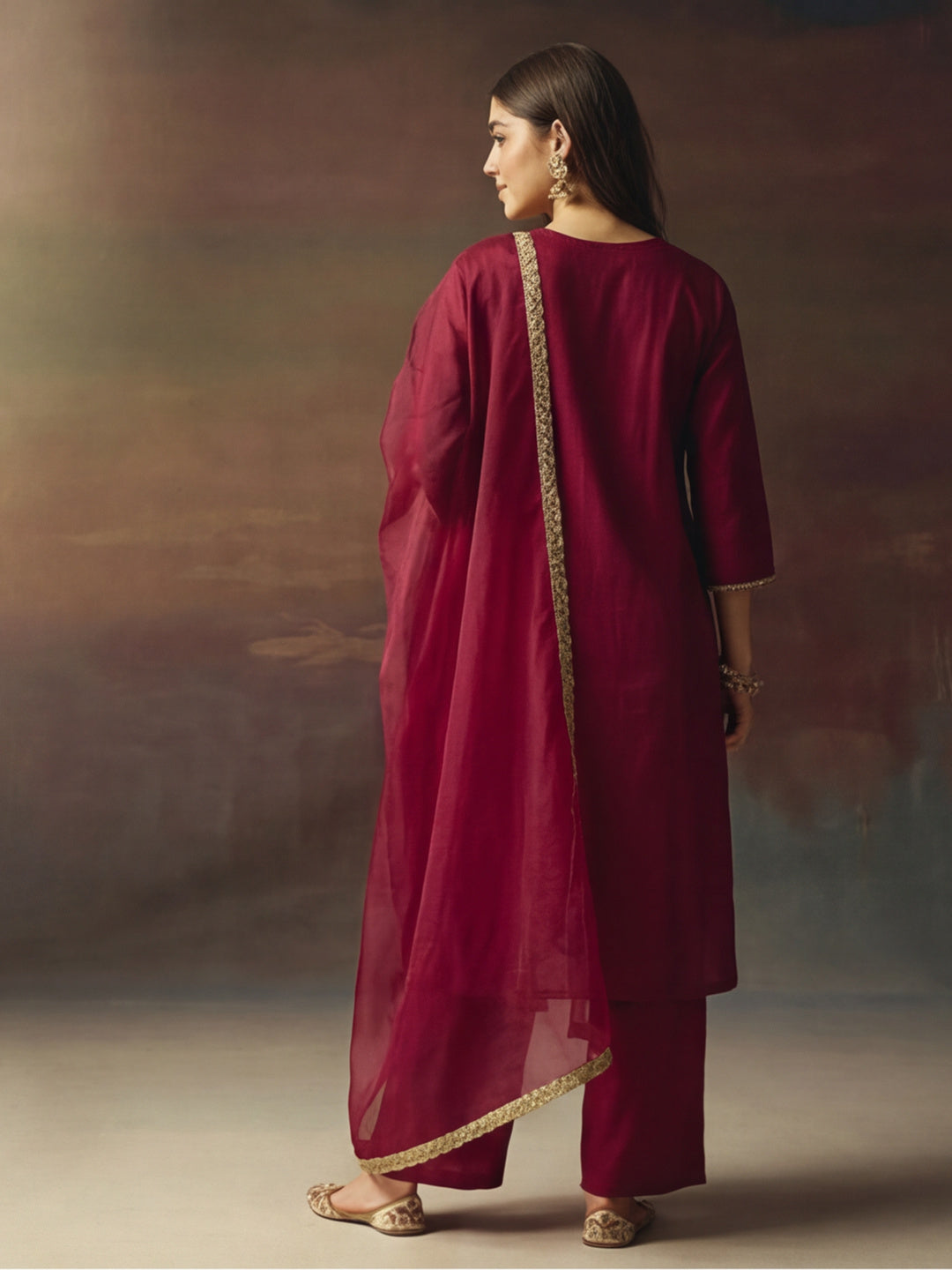 Embroidered Silk Blend Kurta pant & Organza Dupatta Set For Women