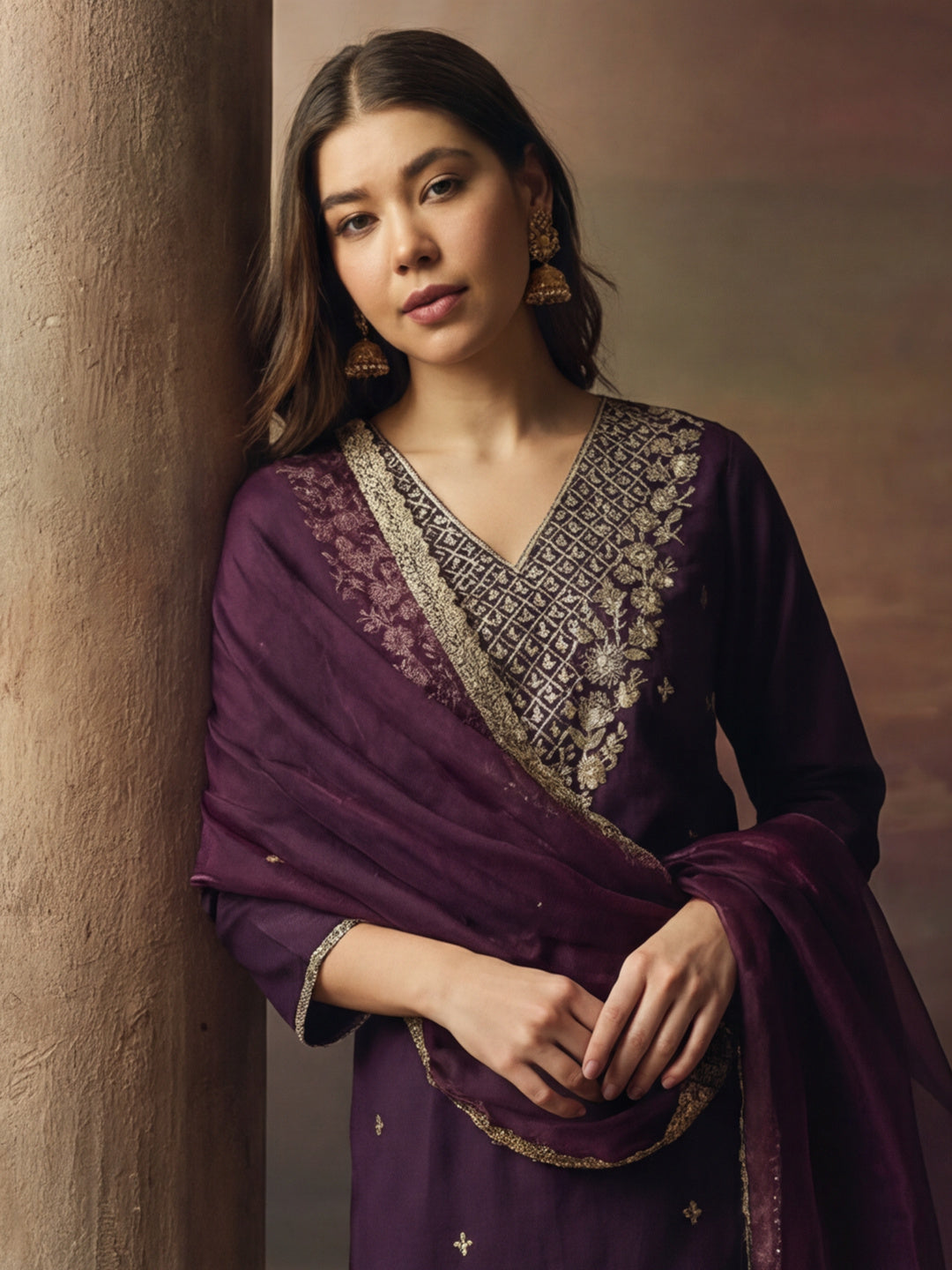 Embroidered Silk Blend Kurta pant & Organza Dupatta Set For Women