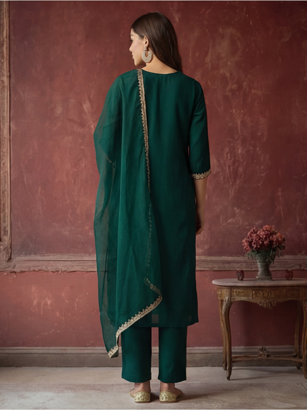 Embroidered Silk Blend Kurta pant & Organza Dupatta Set For Women
