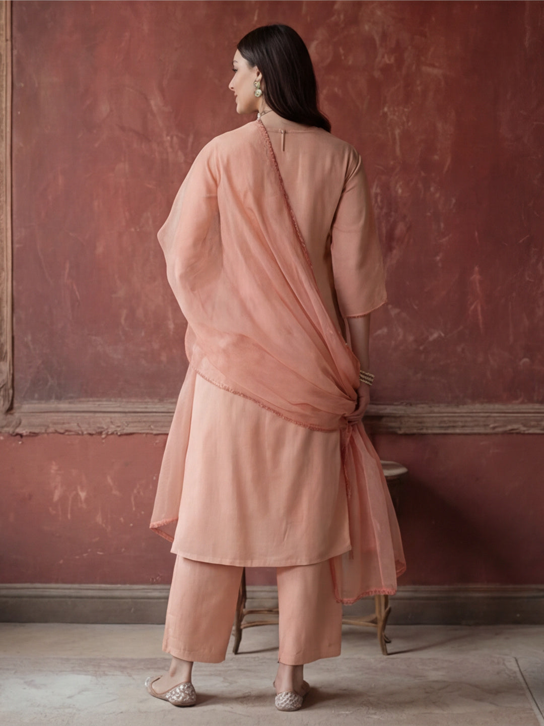 Embroidered Silk Blend Kurta pant & Organza Dupatta Set For Women