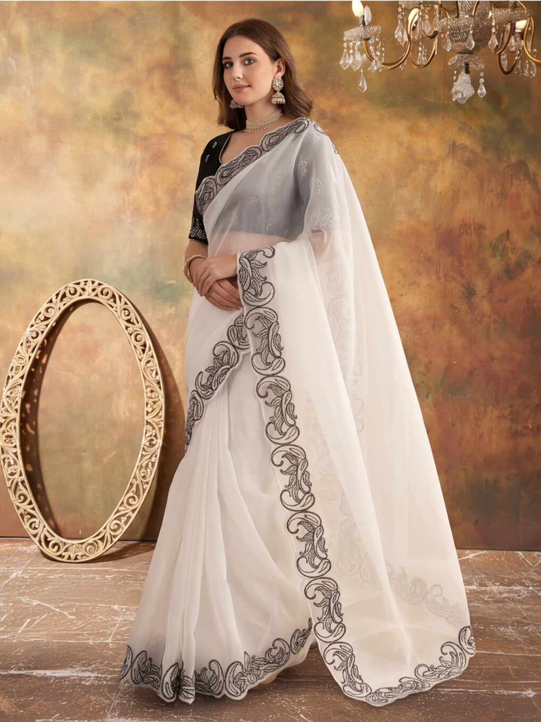 Designer Crunchy Silk Embroidery pallu Work Saree With Unstitched Blouse Piece