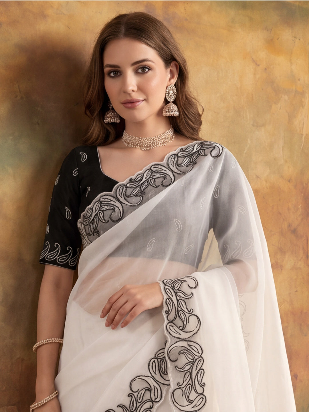 Designer Crunchy Silk Embroidery pallu Work Saree With Unstitched Blouse Piece