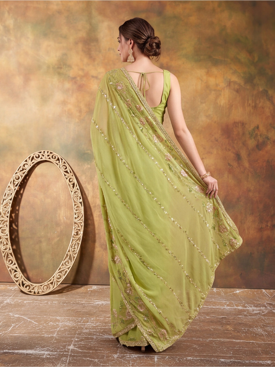 Georgette with Beads pipe and Multi threads work Saree With Unstitched Blouse Piece