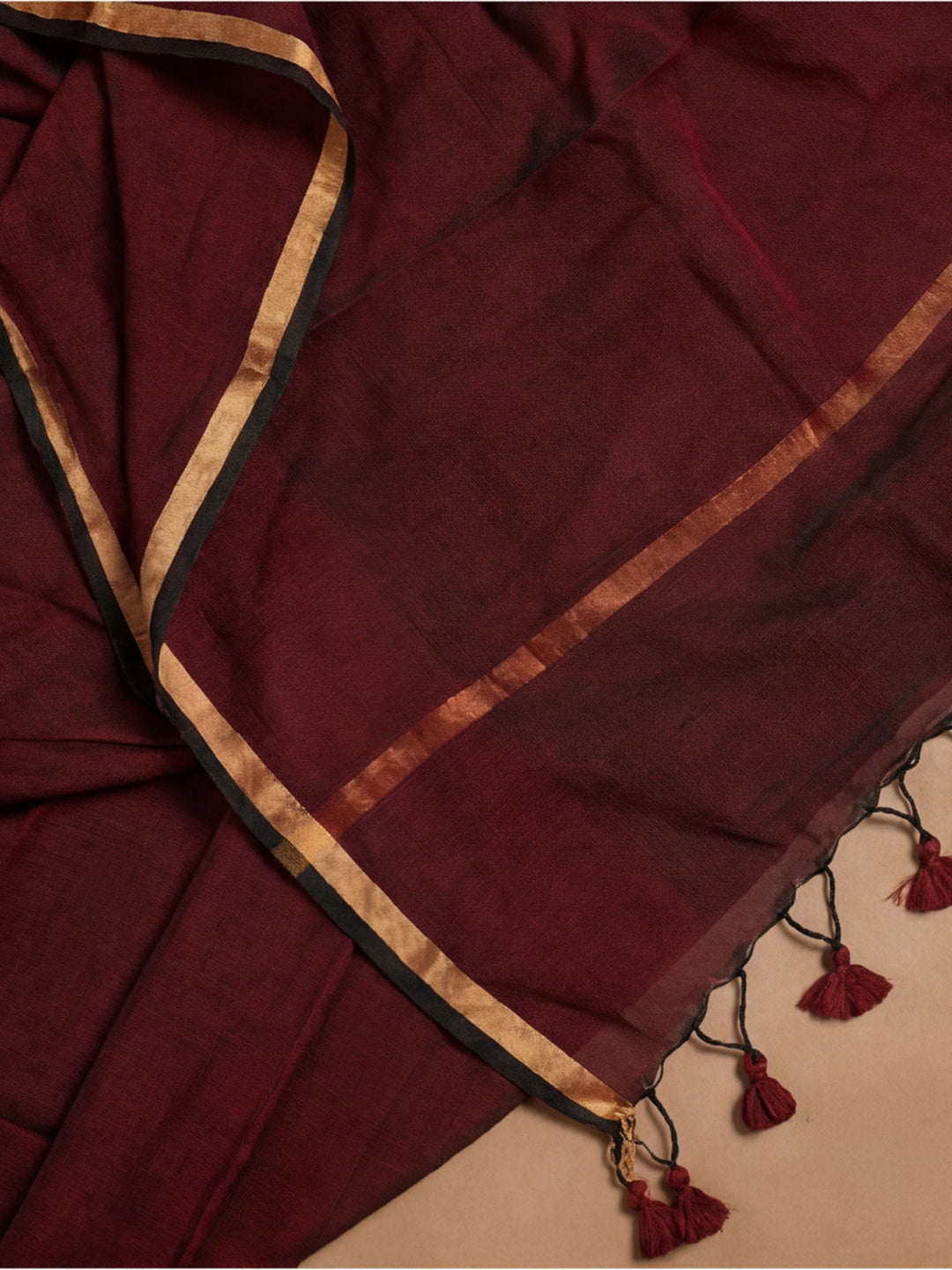 Solid Pure Cotton Saree with Unstiched Blouse