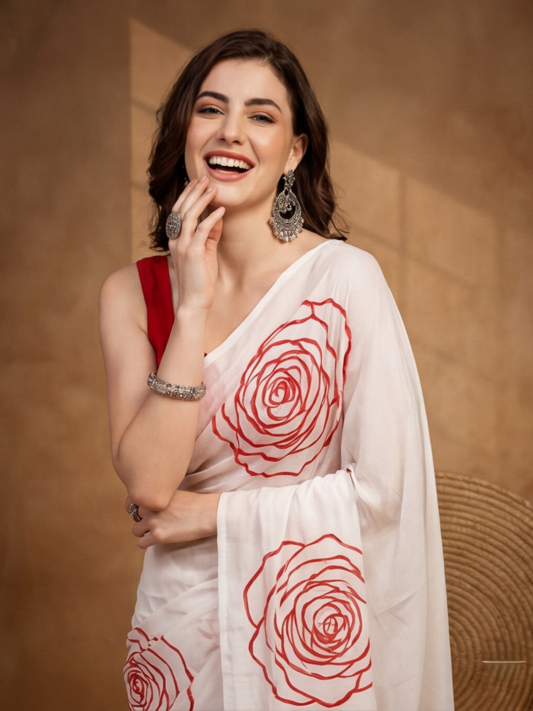 Floral Linen Blend Saree with Unstiched Blouse